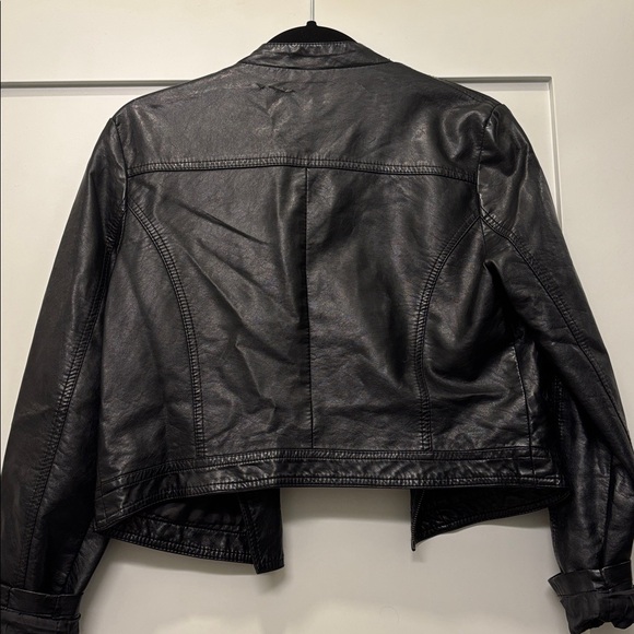 Forever 21 Black Pleather Jacket - Picture 5 of 7